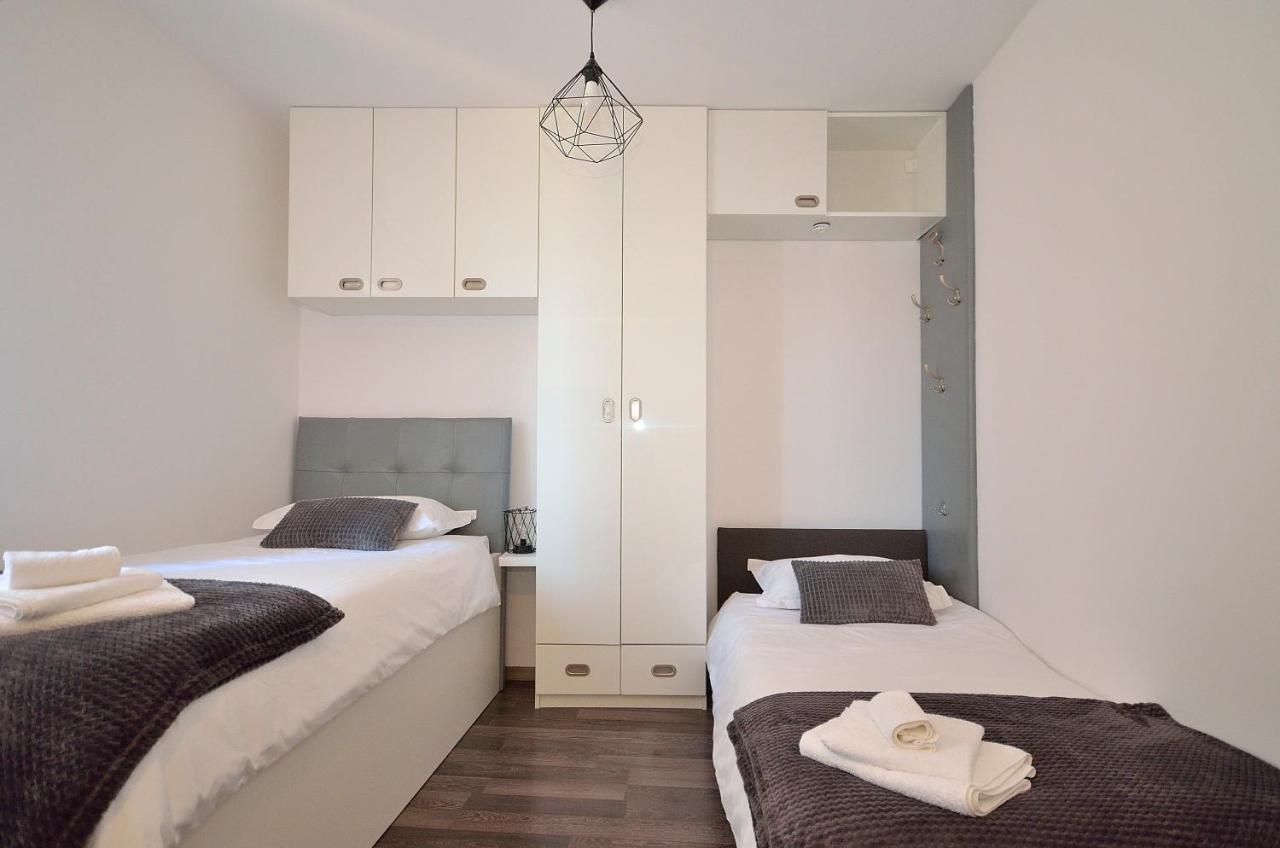 פרימוסטן Apartman Staro Selo מראה חיצוני תמונה